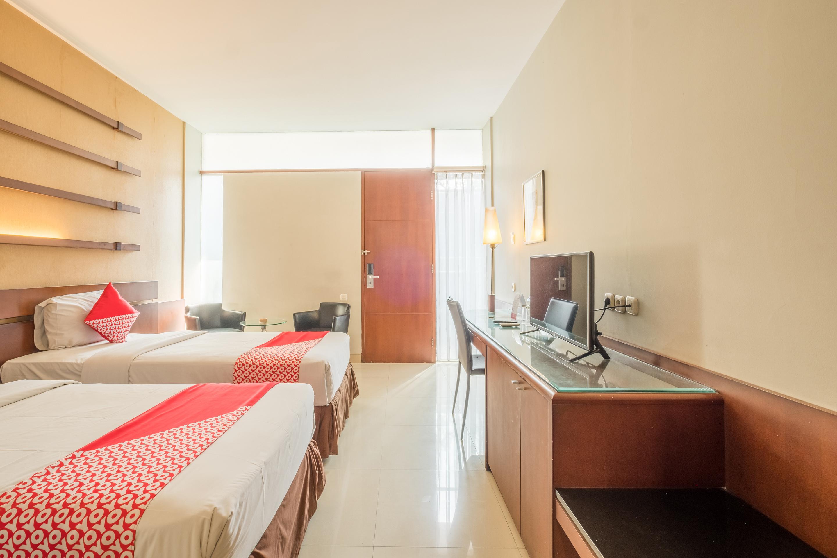 Capital O 874 Hotel Nyland Pasteur 반둥 외부 사진