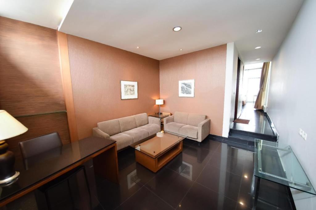 Capital O 874 Hotel Nyland Pasteur 반둥 외부 사진