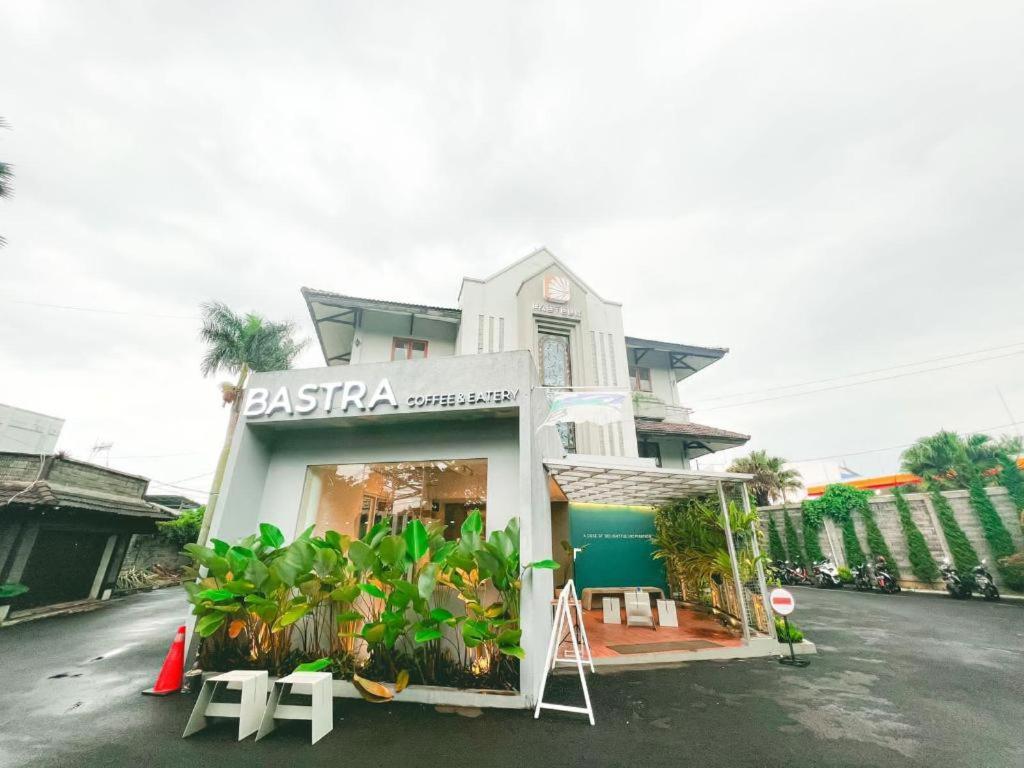 Capital O 874 Hotel Nyland Pasteur 반둥 외부 사진