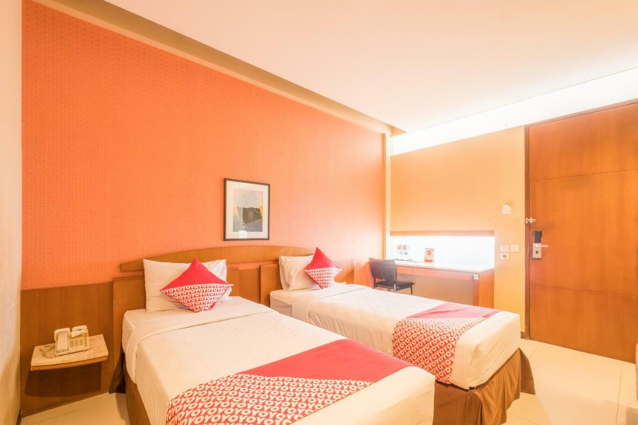 Capital O 874 Hotel Nyland Pasteur 반둥 외부 사진