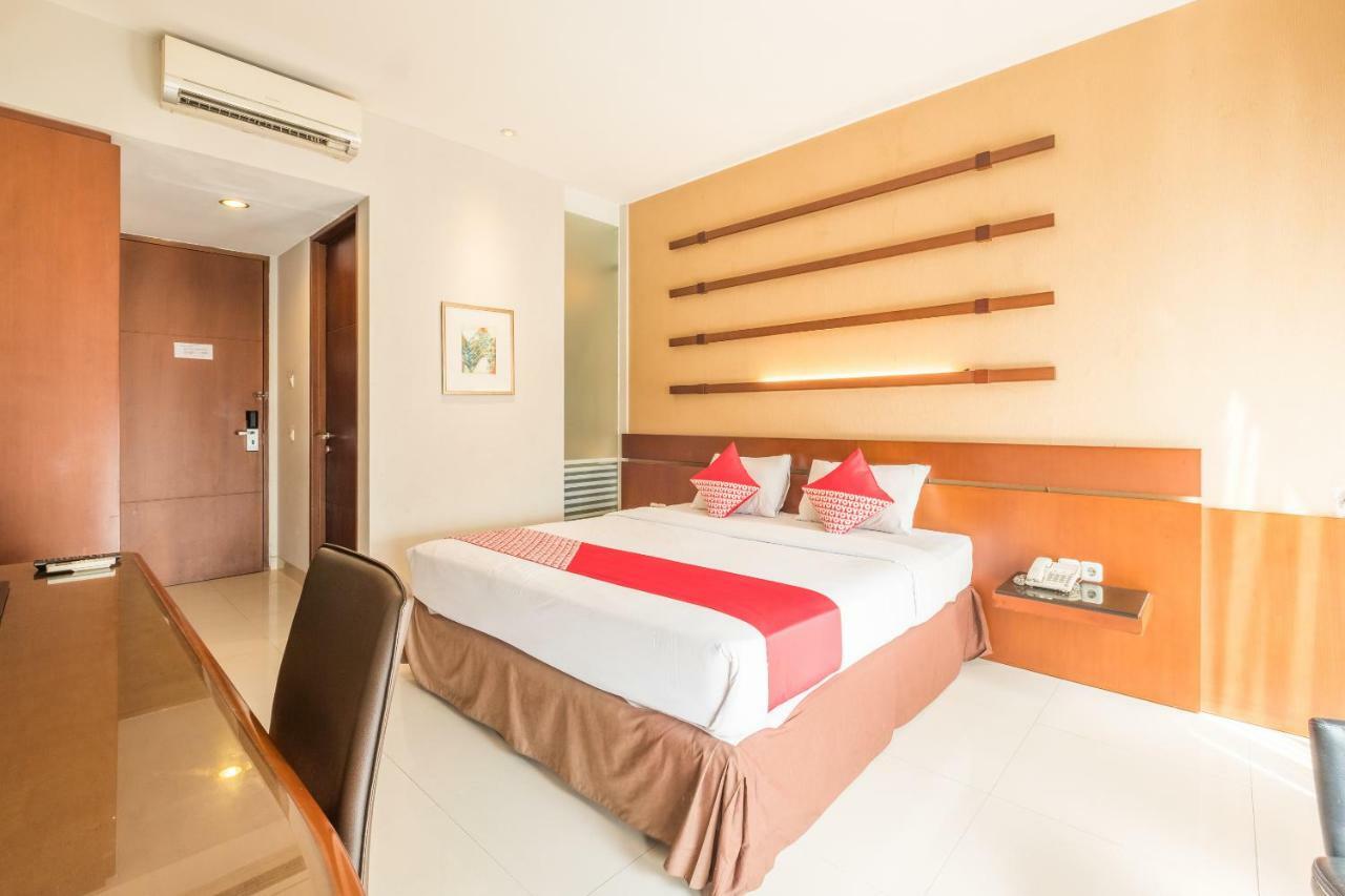 Capital O 874 Hotel Nyland Pasteur 반둥 외부 사진