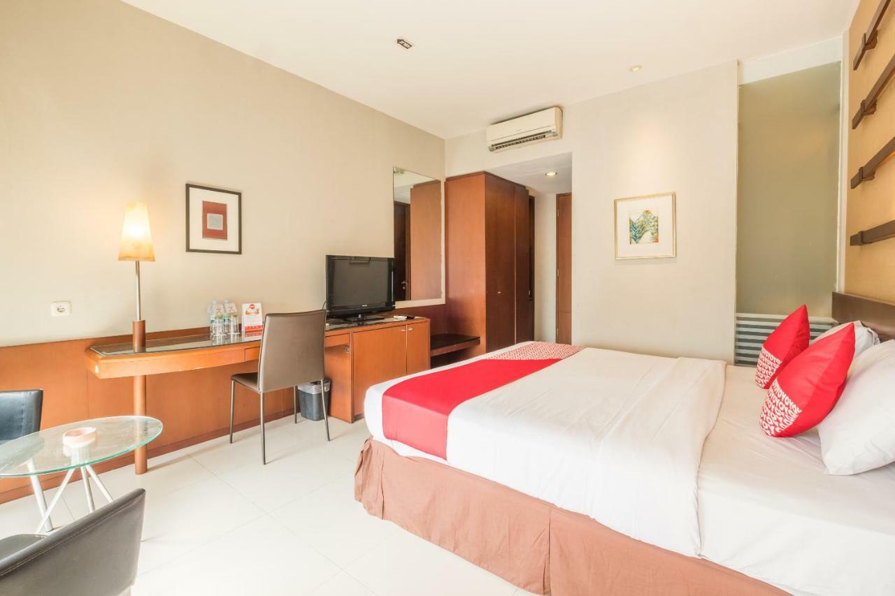 Capital O 874 Hotel Nyland Pasteur 반둥 외부 사진
